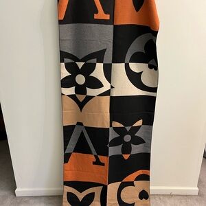 Stylish Black and Orange Patterned Scarf